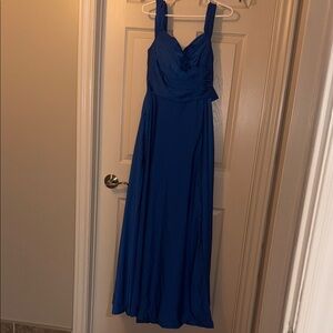 Elegant Blue Evening Gown
